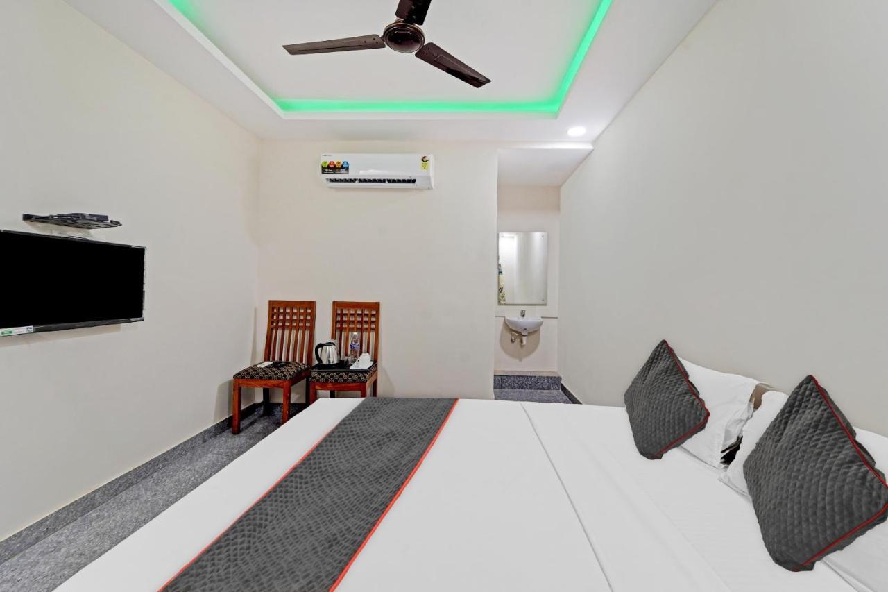 Super Townhouse 1096 Hotel Redfox Nungambakkam Near Apollo & Shankar Nethralaya Hospital Chennai Exterior foto