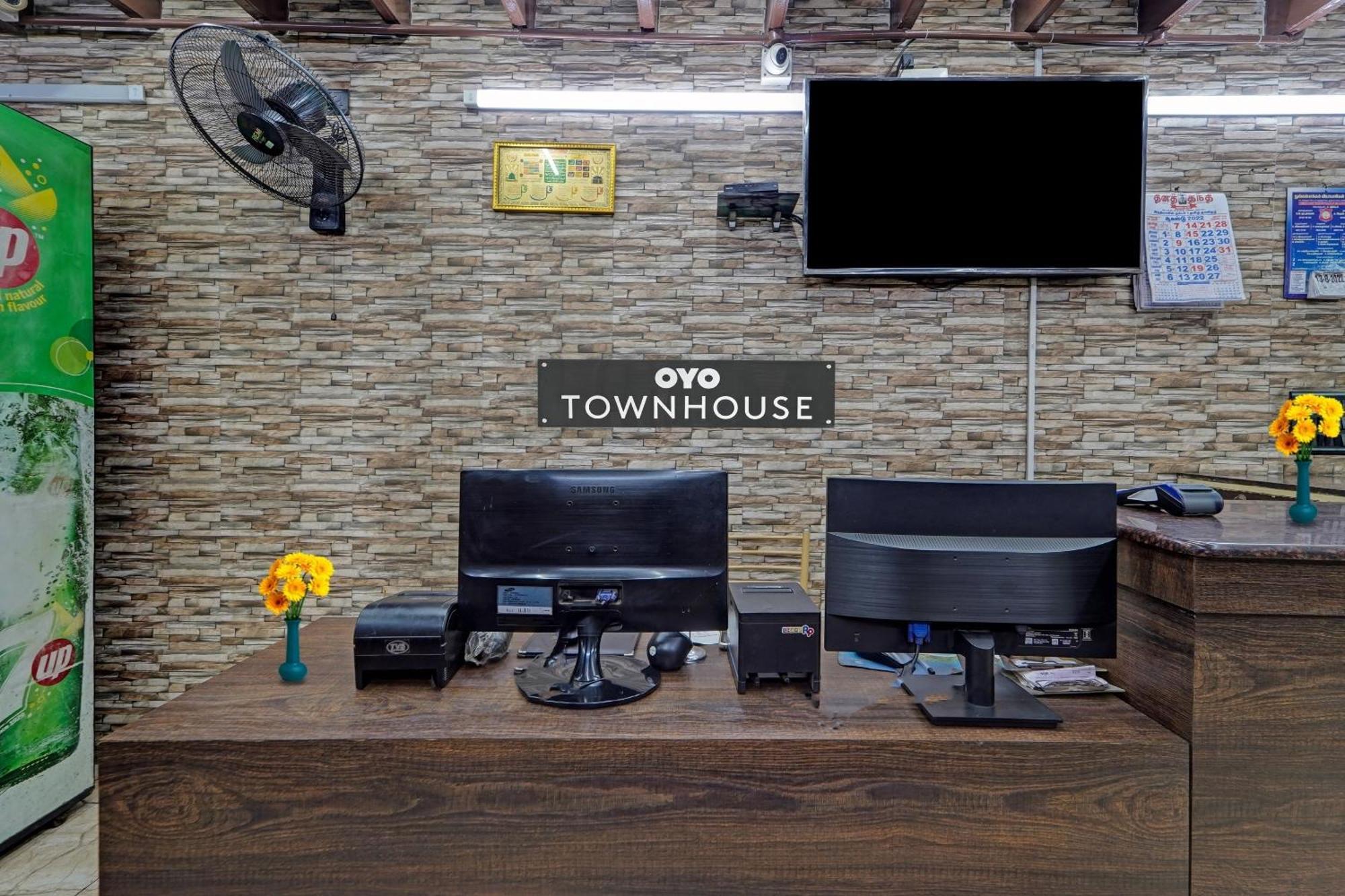 Super Townhouse 1096 Hotel Redfox Nungambakkam Near Apollo & Shankar Nethralaya Hospital Chennai Exterior foto