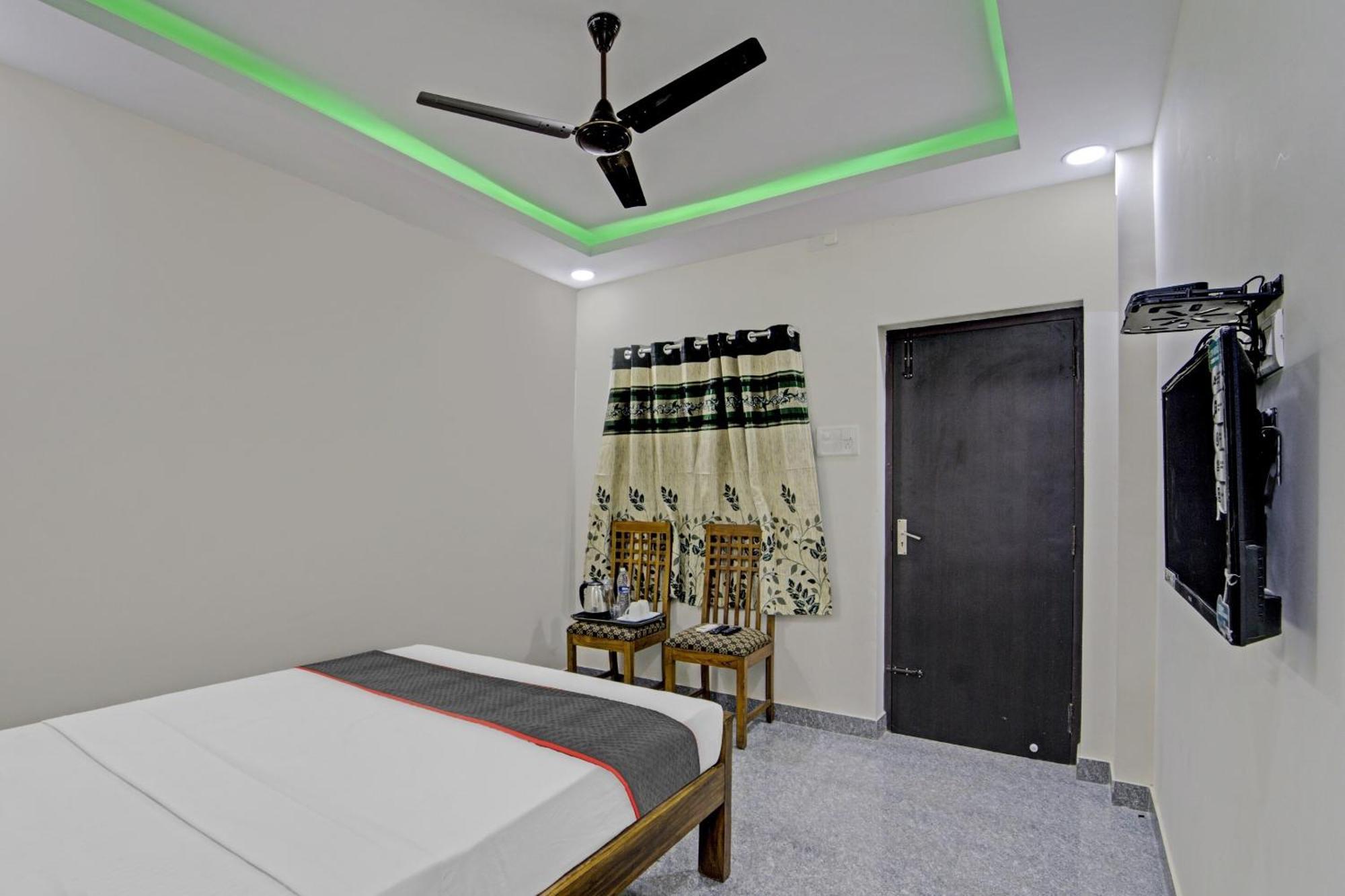 Super Townhouse 1096 Hotel Redfox Nungambakkam Near Apollo & Shankar Nethralaya Hospital Chennai Exterior foto