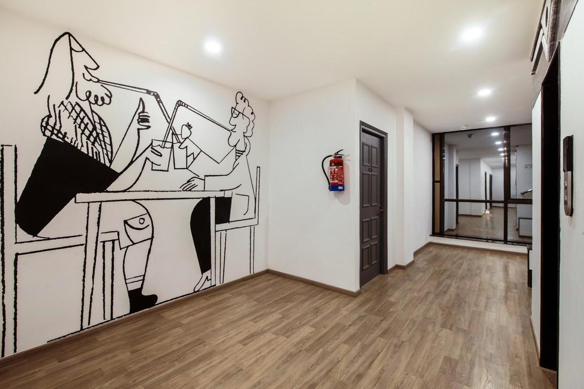 Super Townhouse 1096 Hotel Redfox Nungambakkam Near Apollo & Shankar Nethralaya Hospital Chennai Exterior foto
